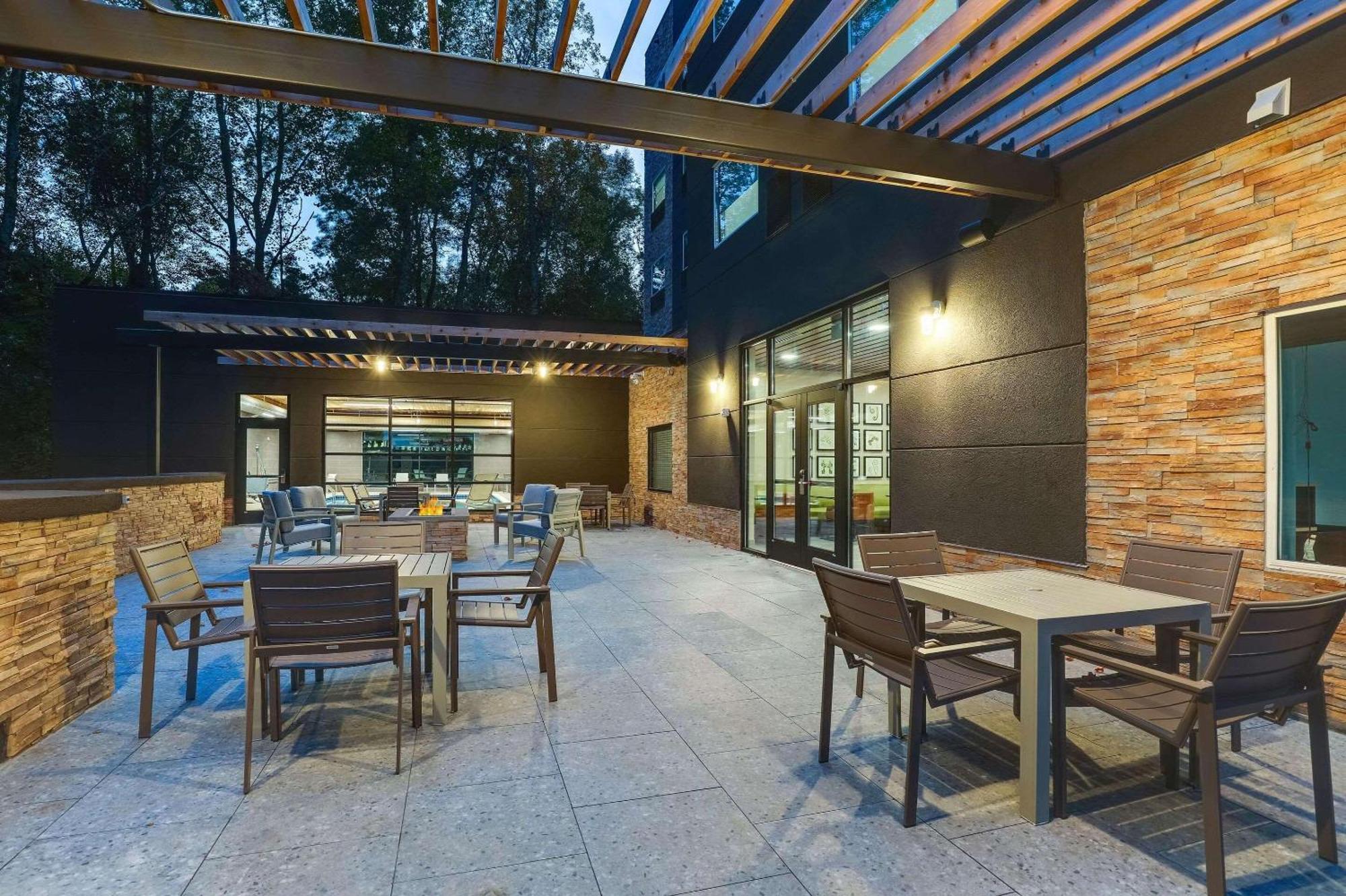 Country Inn & Suites By Radisson, Cumming Near Northside Hospital Forsyth Exteriör bild