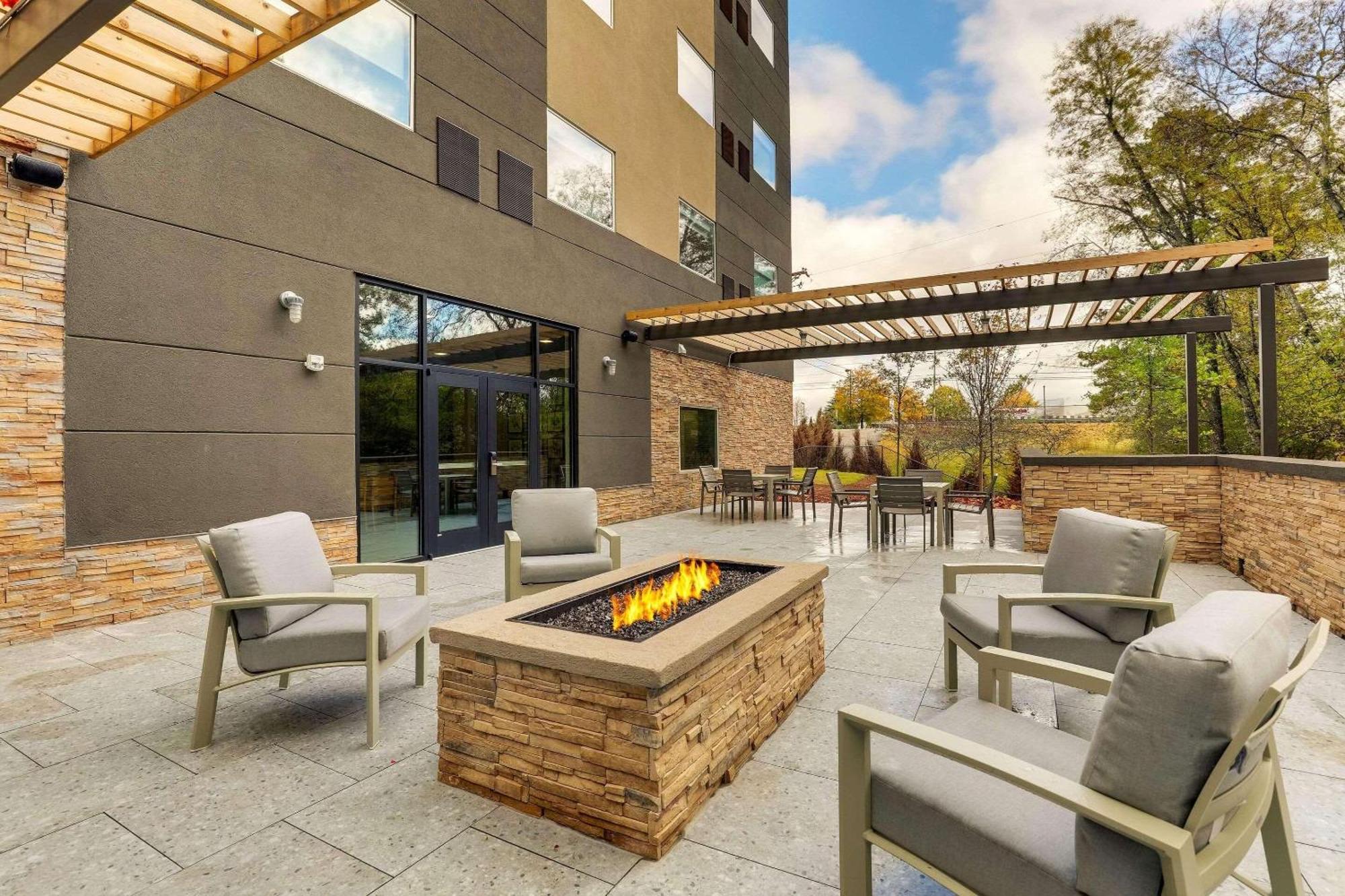 Country Inn & Suites By Radisson, Cumming Near Northside Hospital Forsyth Exteriör bild